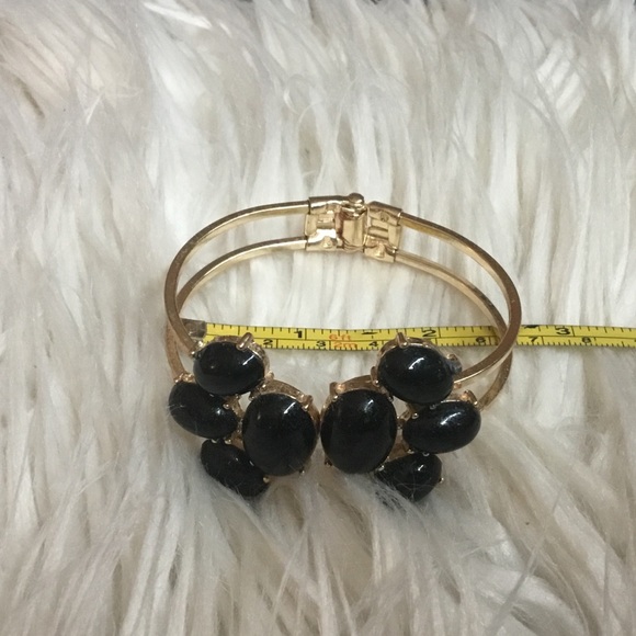 Vintage Gold Black Bead Hinged Bracelet - Picture 7 of 7